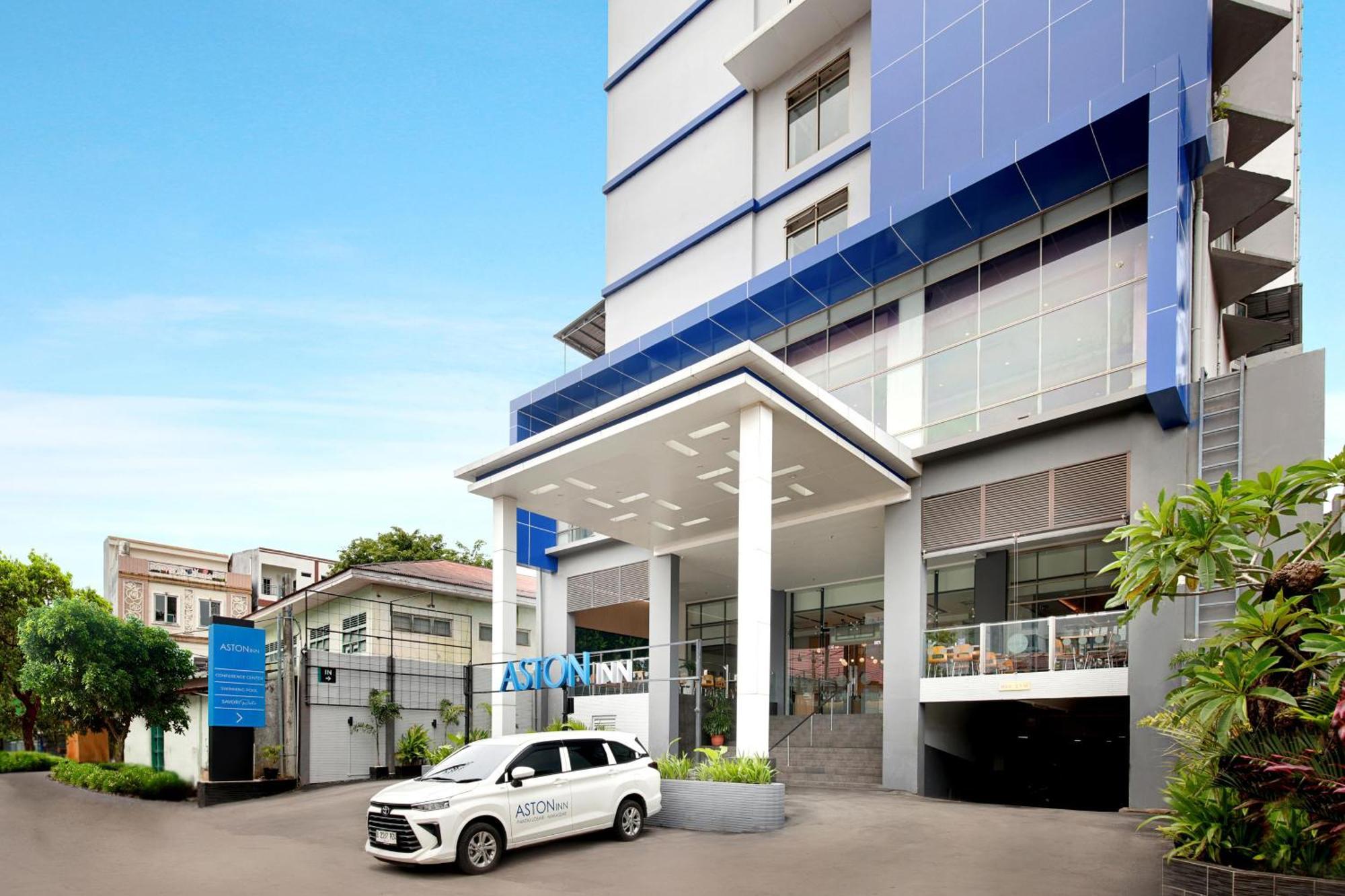 Aston Inn Pantai Losari Makassar Kültér fotó